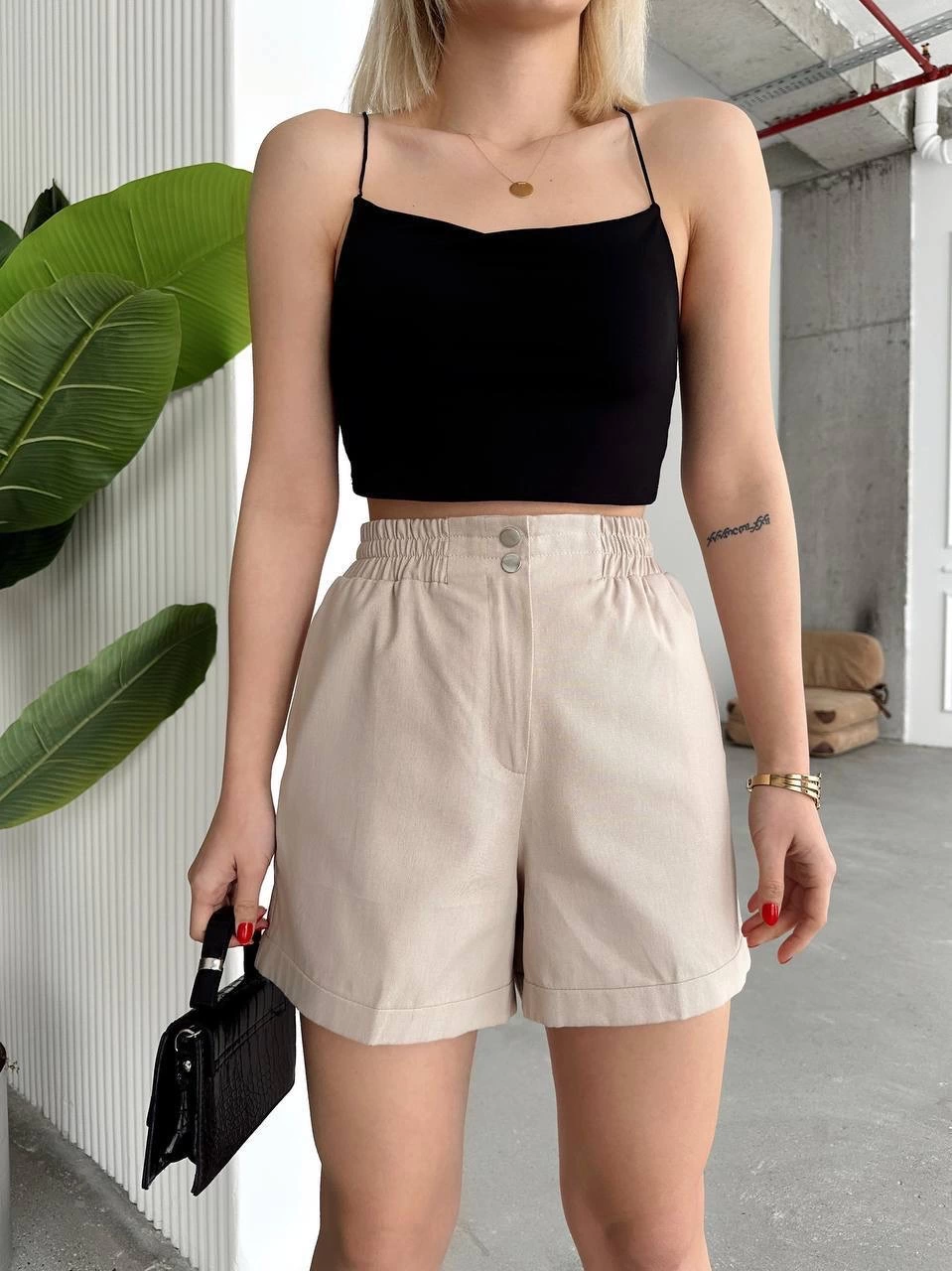 Çıtçıtlı gabardin şort