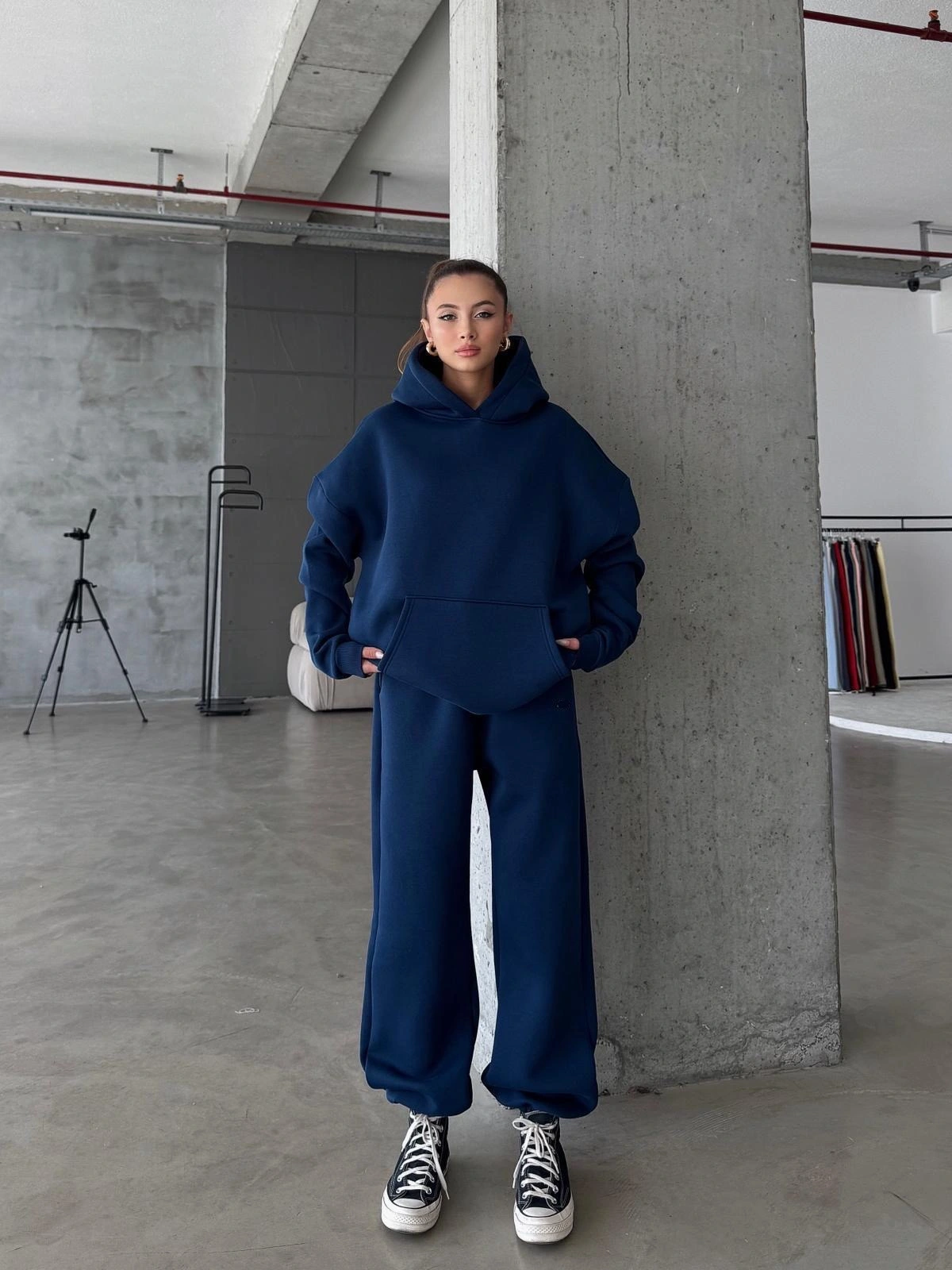 3 iplik şardonlu kapşonlu sweatshirt lacivert p510436