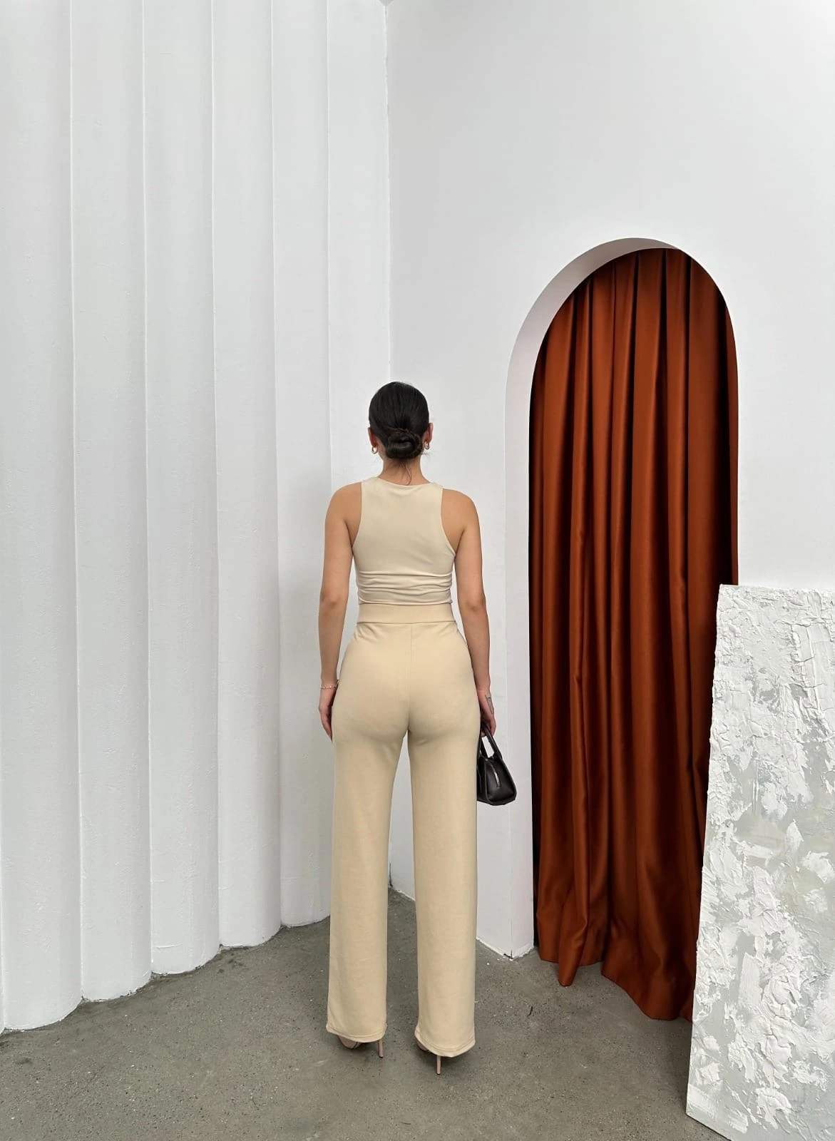 Cırtlı pantolon krep bej pt