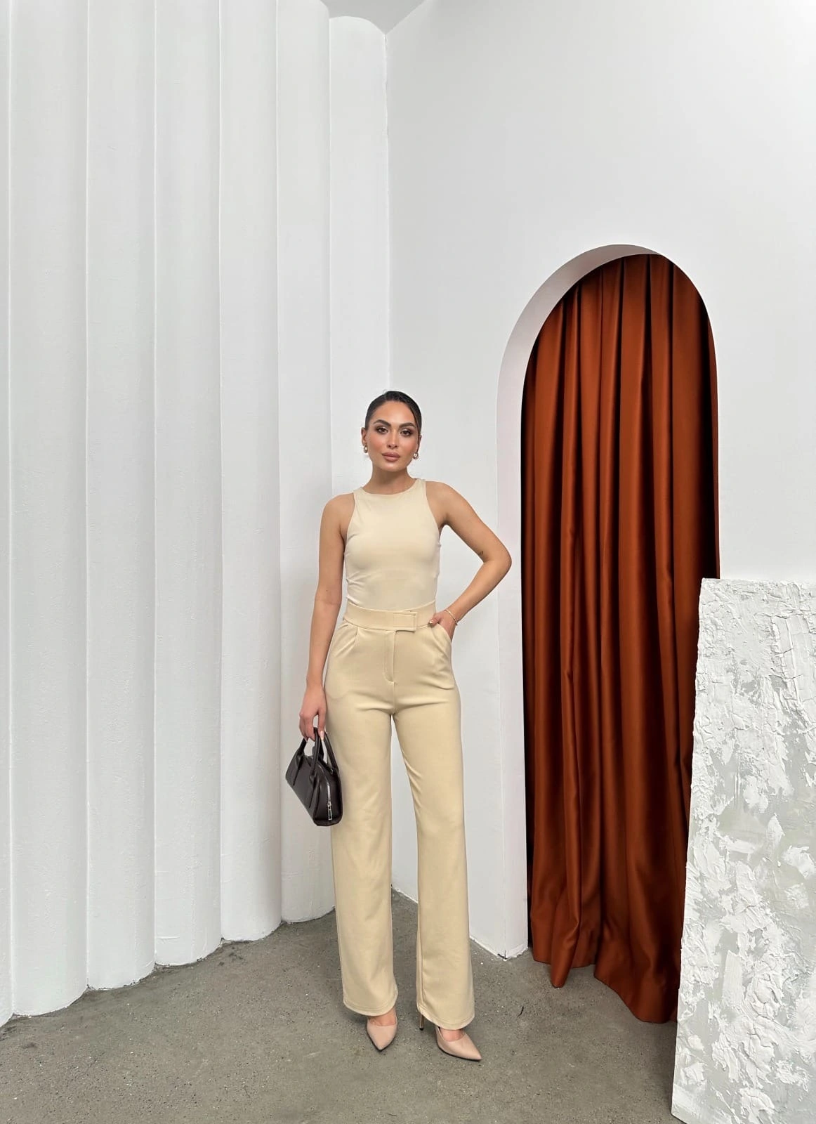 Cırtlı pantolon krep bej pt