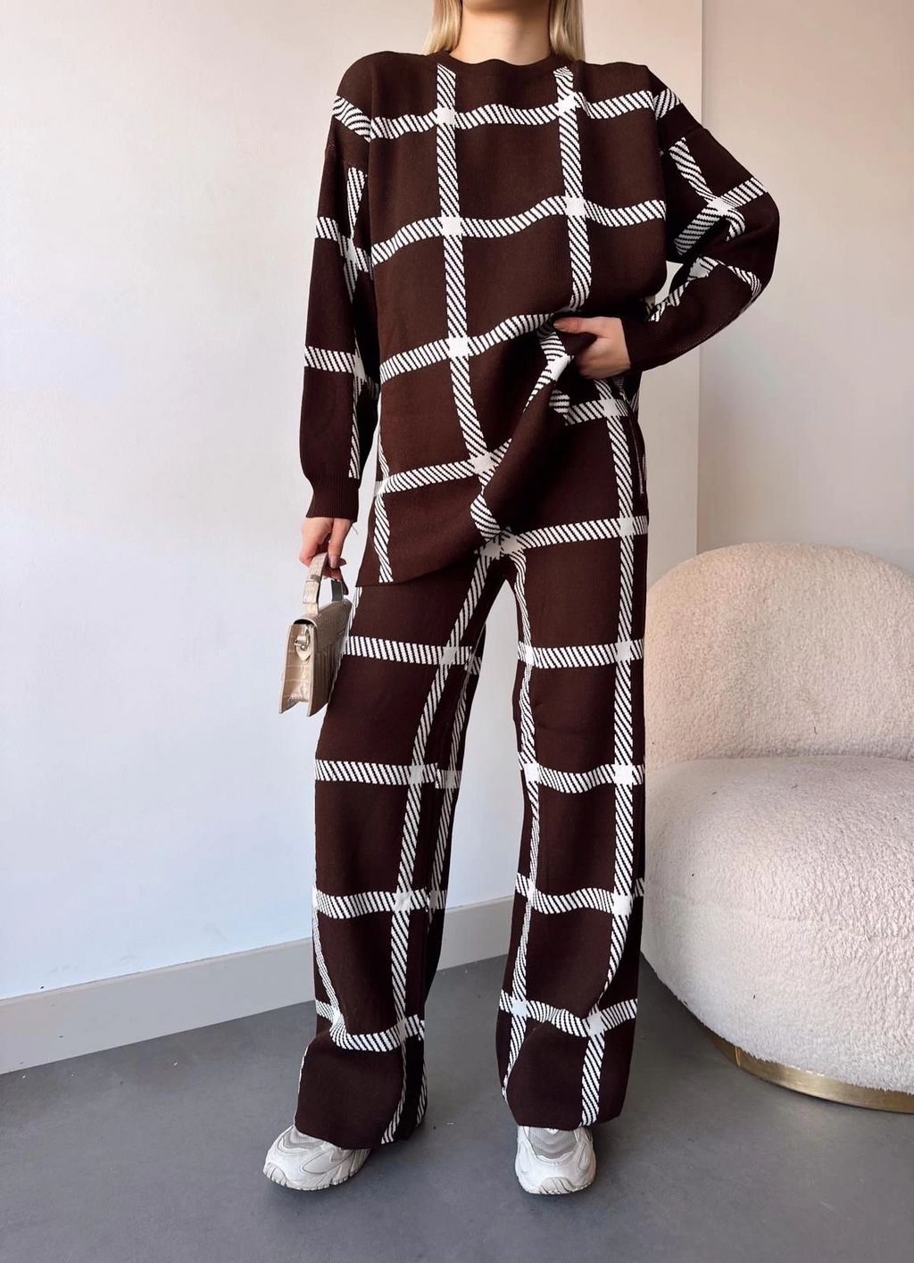 Ekoseli triko takım kahvebeyaz