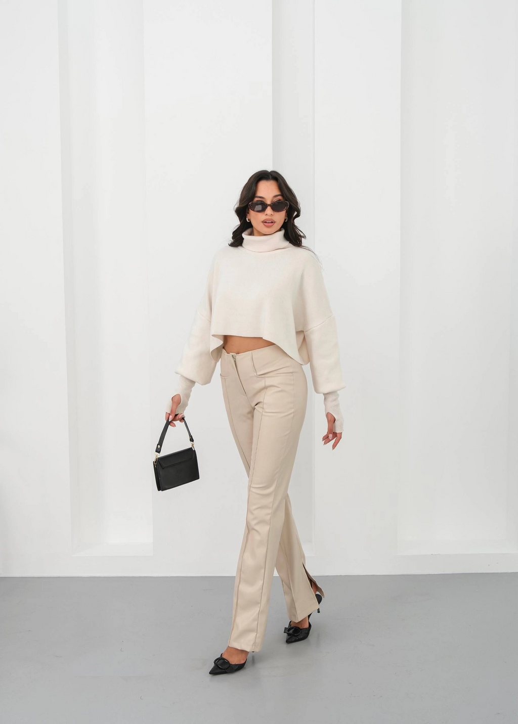 İspanyol yırtmaçlı paça deri pantolon bej hn