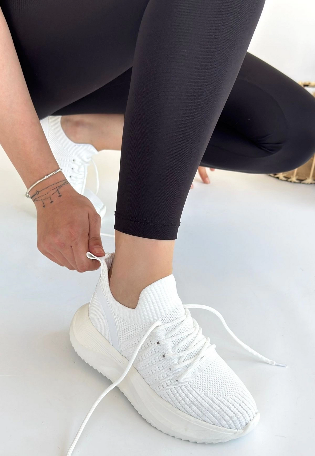 Jindy Beyaz Triko Bağcıklı Spor  Ayakkabı