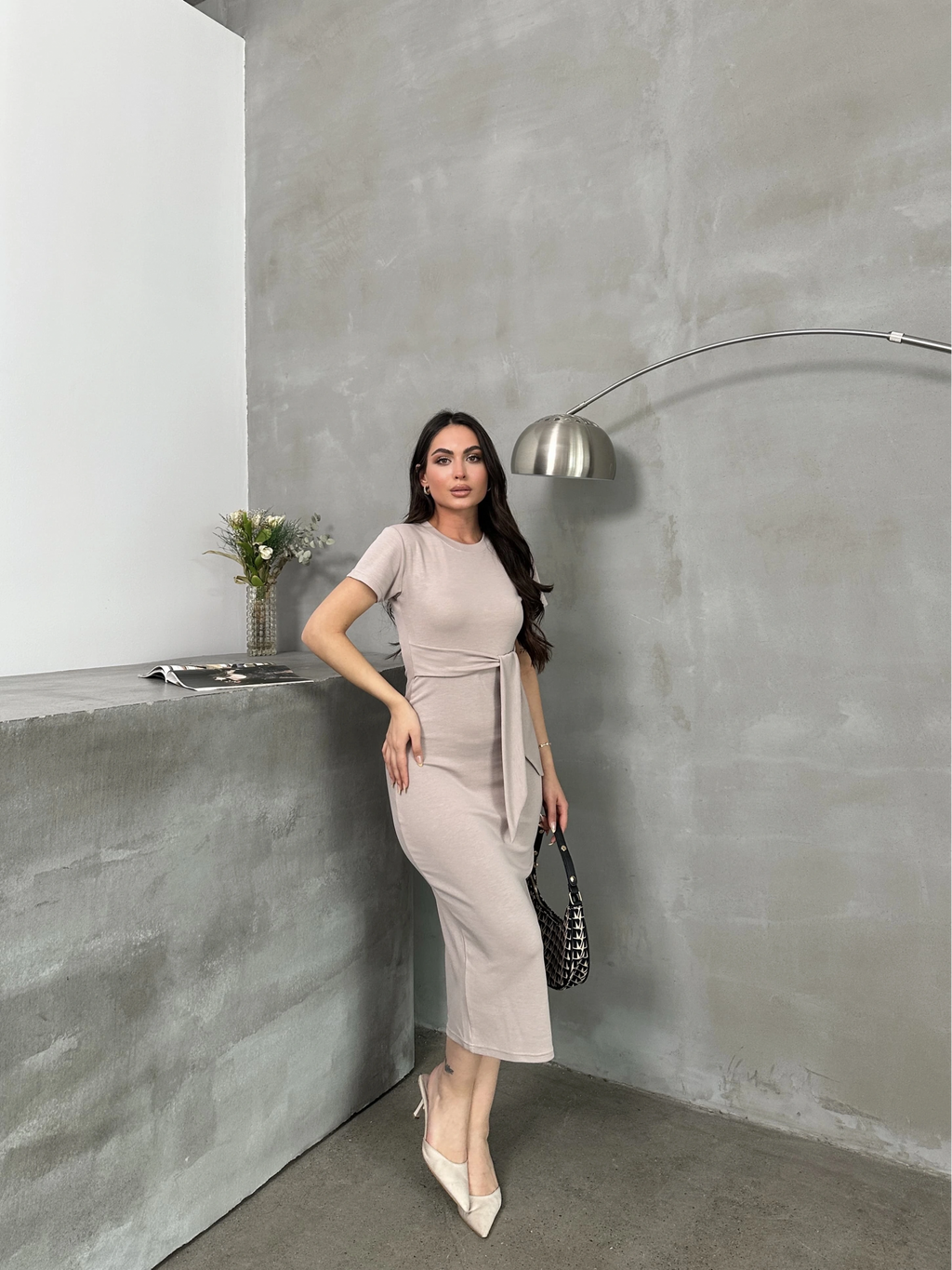 Kuşaklı mdl esnek kumaşlı elbise bej pt