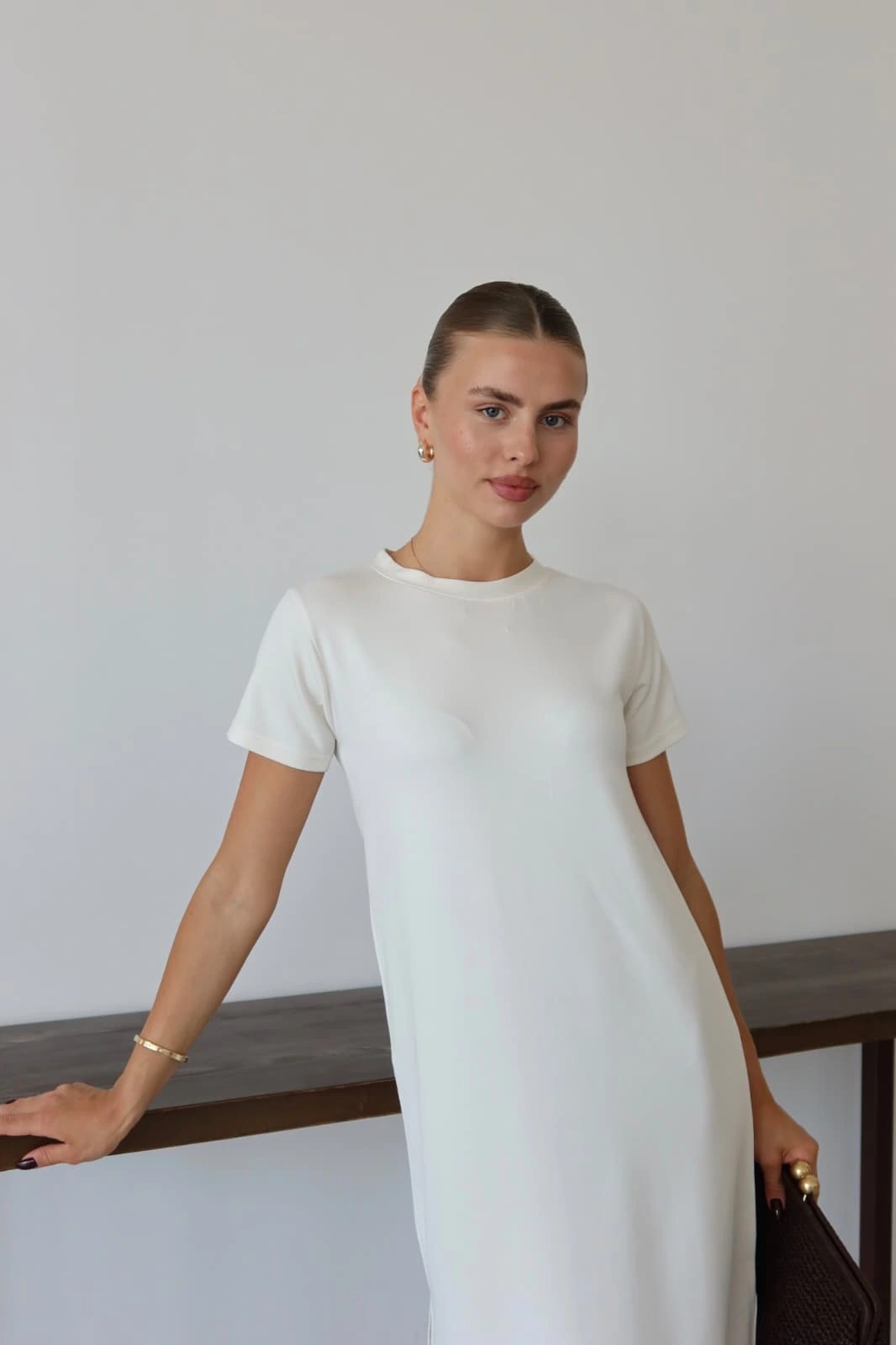 Modal yırtmaçlı elbise beyaz pt