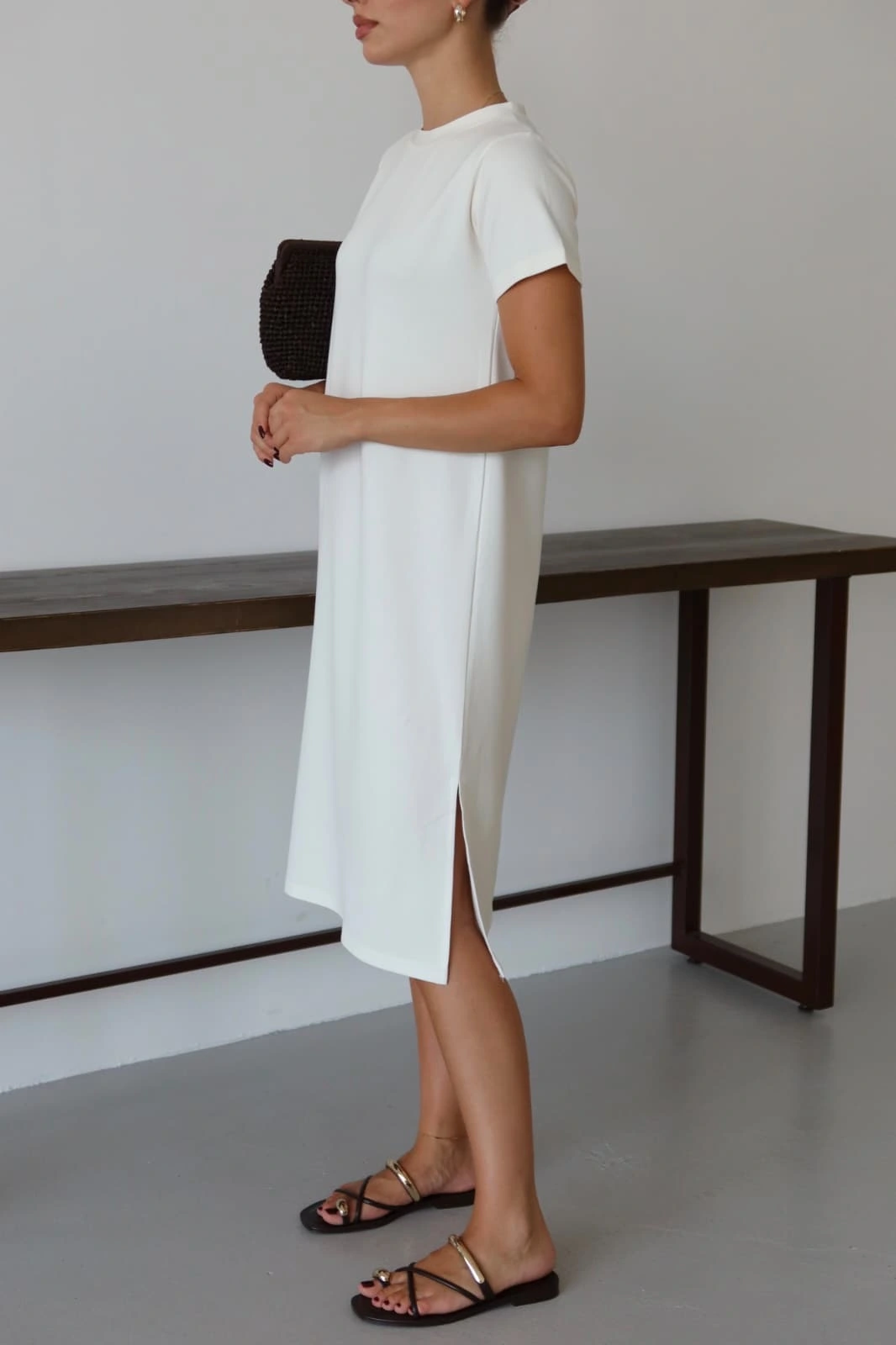 Modal yırtmaçlı elbise beyaz pt