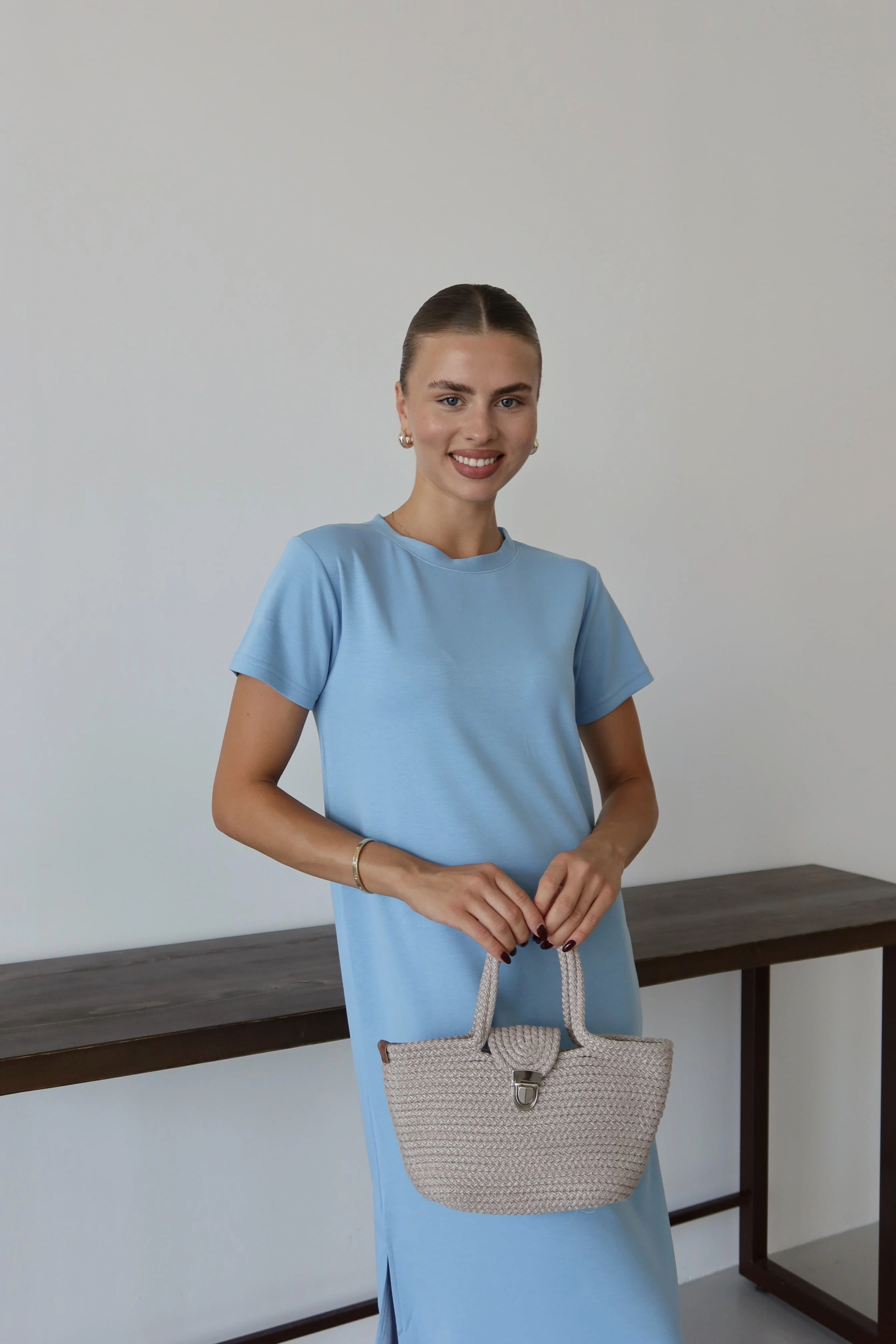 Modal yırtmaçlı elbise mavi pt