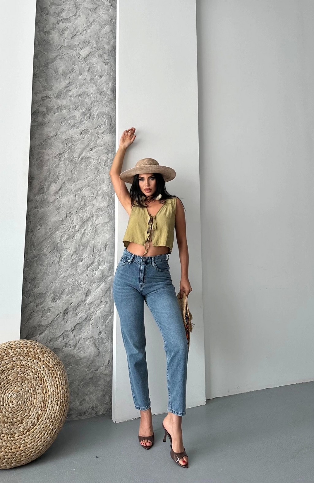 Mom fit bıyık kar yıkama jeans pantolon koyu mavi d2006